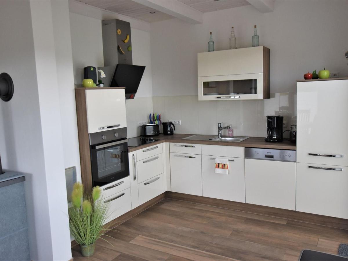 Cozy Holiday Home In Gross Schwansee With Sauna Εξωτερικό φωτογραφία